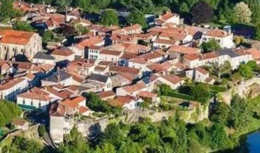 威海回乡建别墅为什么一定要选专业乡墅公司